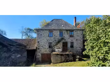 propriété en pierre à najac
