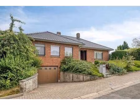 villa bungalow avec 3 à 4 chambres sur 6a 53ca