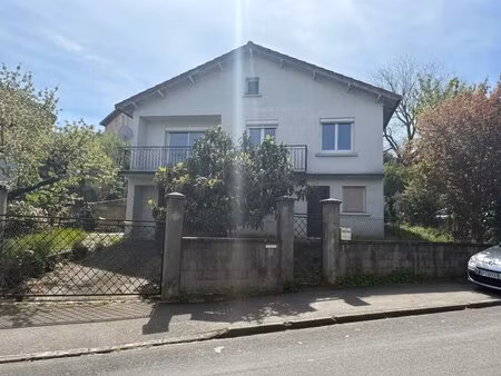maison des années 50 à fort potentiel !
