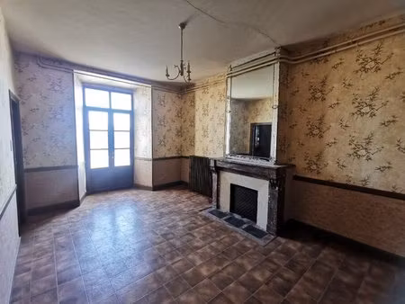 maison de village à rénover.