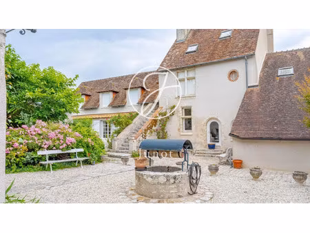 maison de luxe à vendre à saint-denis-sur-loire