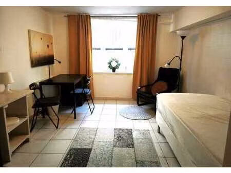 appart. 1 ch meublé parvis saint-gilles