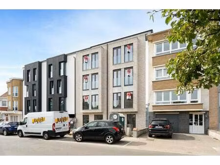 appartement te koop in koksijde met 2 slaapkamers