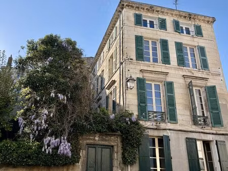 maison de maître (300m2) à niort  hyper centre ville