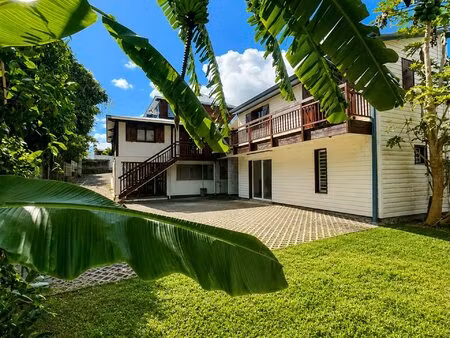 villa bourbon bois 245 m² vue mer 4 chambres potent