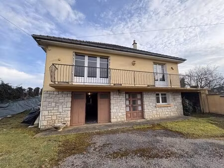 charmante maison avec potentiel avec un excellent emplacement