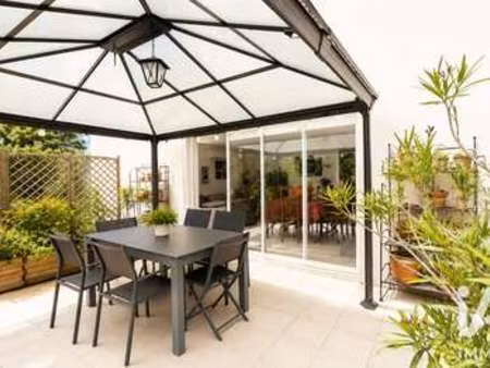 vente maison à poulx (30320) : à vendre / 93m² poulx