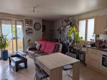 location meublée appartement 2 pièces 50 m² à limay (78520)  850 €