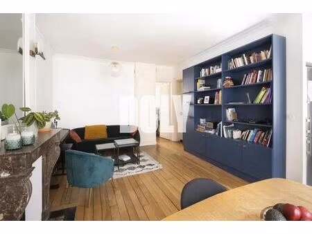 doly - appartement 2 pièces - 46 m² - paris 9ème