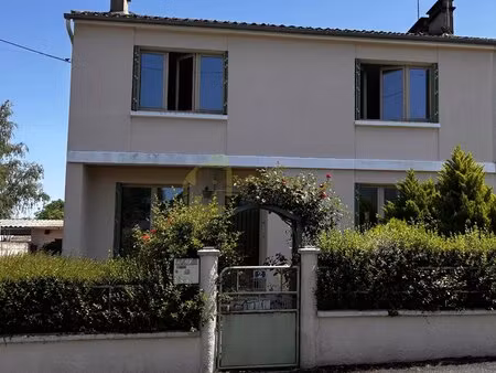 maison avec jardin et garage