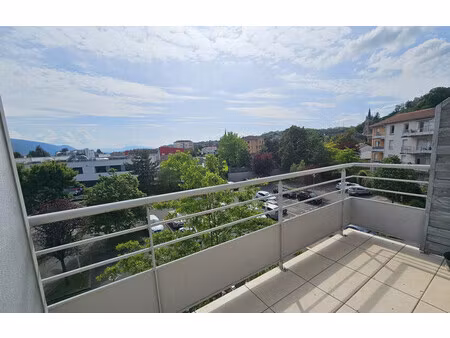 appartement de 56 m² à vinay - 165 000 €