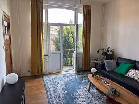 appartement 1 ch. avec balcon à jette