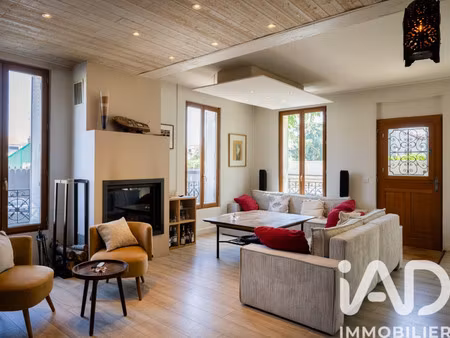 pavillon de luxe à vendre dans le quartier centre ville