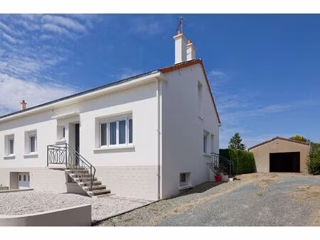 vente maison 6 pièces  96.00m²  montaigu