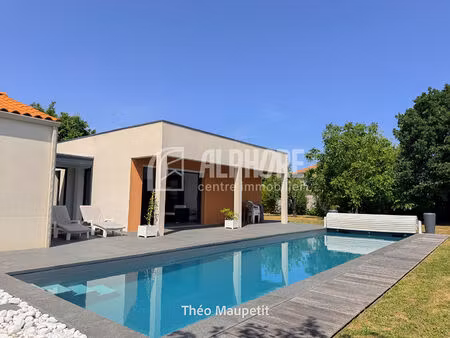 maison les sables d olonne 5 pièce(s) 171 m2