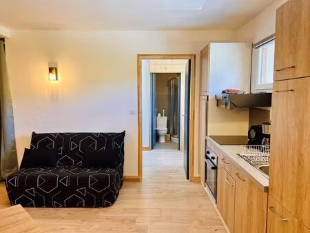 t2 - 27.57m ²