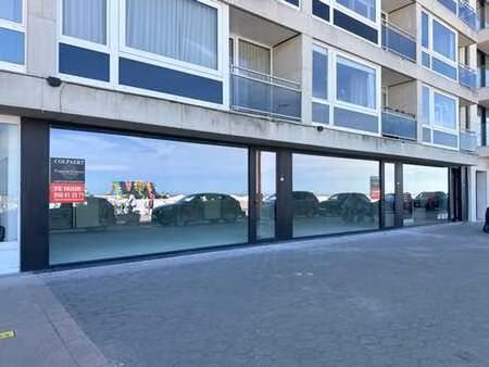 local commercial avec 11 m de façade – digue du zoute