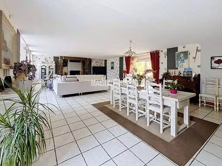 vente maison à bazouges-la-pérouse (35560) : à vendre / 314m² bazouges-la-pérouse