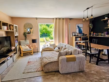 villa de plain pied 94 m² - 3 chambres - garage - jardin à vertaizon 63