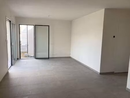 location maison meublé à la boissière-de-montaigu (85600) : à louer meublé / 66m² la boiss
