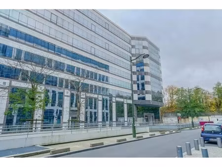 location bureaux 175 m² à 1 561 m²