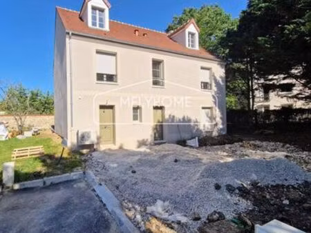 maison de 8 pièces de luxe en location à rambouillet  île-de-france