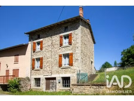 maison à job (63990)