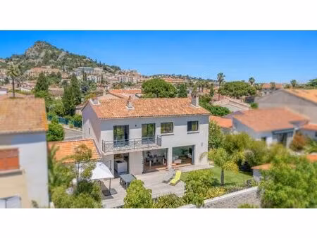 villa - 5 chambres - hyères