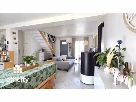 maison 6 pièces - 97 m²