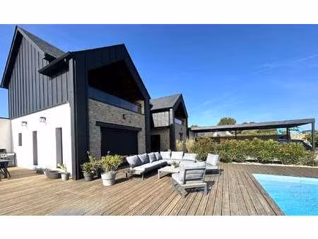 vente maison à beaussais-sur-mer (22650) : à vendre / 183m² beaussais-sur-mer