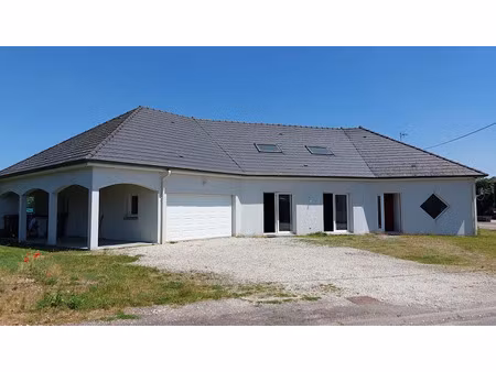 vente maison 6 pièces 214 m² à magnoncourt (70800)  230 000 €