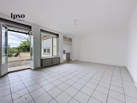 appartement 4 pièces de 112 m² avec terrasse de 75 m²