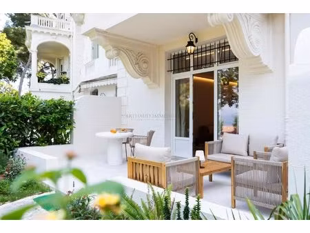 rare 2 pieces rez-de-jardin avec apercu mer