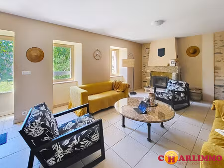 propriété avec 2 maisons et jardin