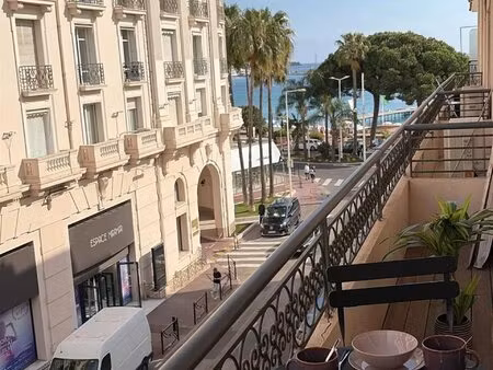 cannes - 2 pieces angle croisette