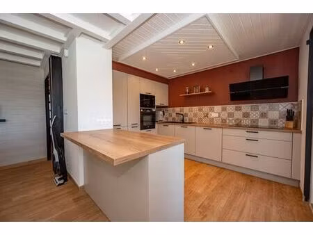 maison de luxe de 6 pièces en vente à chaffois  bourgogne-franche-comté