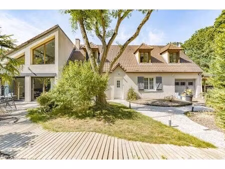 maison de 9 pièces de luxe en vente à condé-sur-vesgre  île-de-france