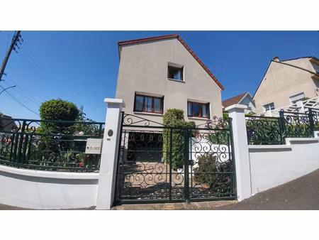 agréable maison sur la butte d'orgemont