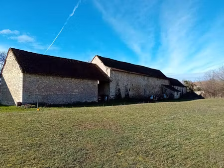 vente maison 5 pièces 280 m² vailhourles (12200)