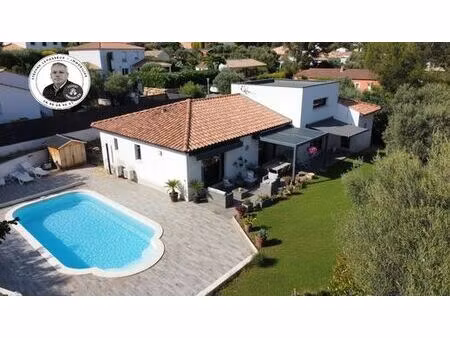 maison de 5 pièces de luxe en vente à le luc  provence-alpes-côte d'azur