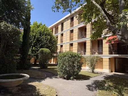appartement de luxe de 3 chambres en vente à aix-en-provence  france