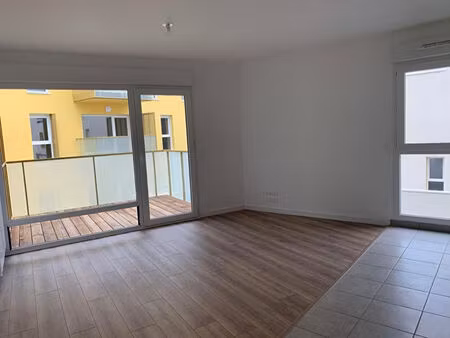 location appartement 3 pièces 60m²
