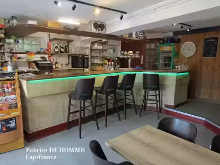 vente commerce 10 pièces 200 m² sarlat-la-canéda (24200)