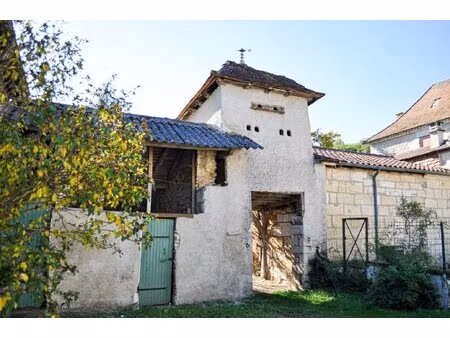 maison en pierre - 247 m² - 8 chambres - terrain 2 130 m² - savignac-les-églises