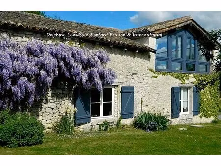 petit hameau en pierre  3 maisons indépendantes  entre eymet et bergerac
