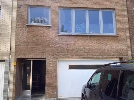 appartement te huur in brasschaat met 2 slaapkamers