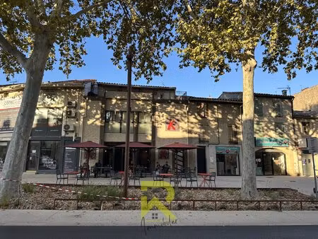 bar pub licence iv et ses 2 appartements