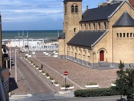appartement te koop in nieuwpoort met 1 slaapkamer