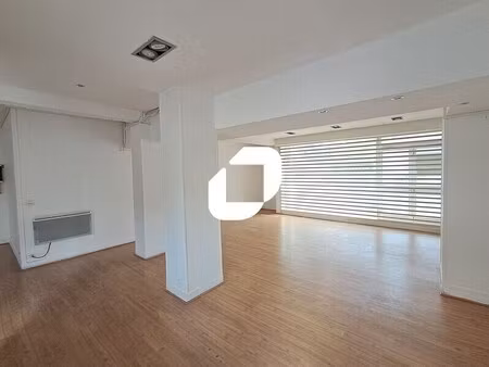 location bureaux 145 m²