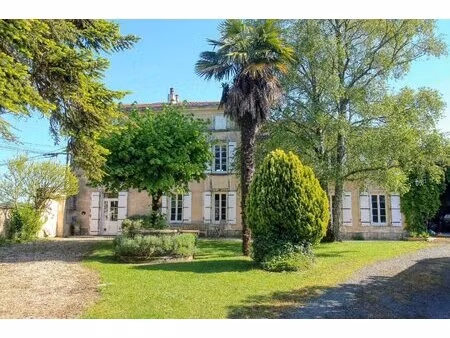manoir + 4 gîtes et piscine